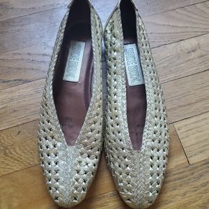 Vintage Gold Flats